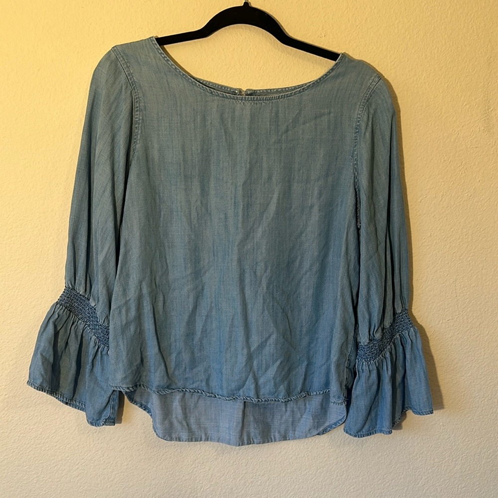 Long Sleeve Chambray Top